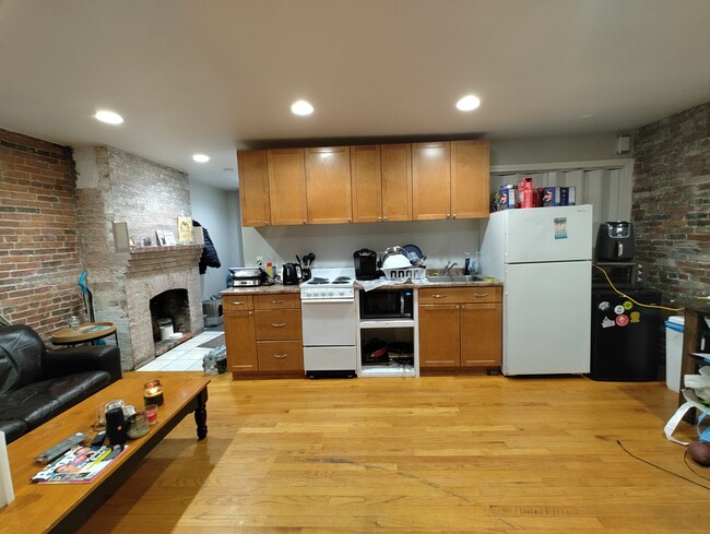 Photo - 42 Anderson St Condo Unit B