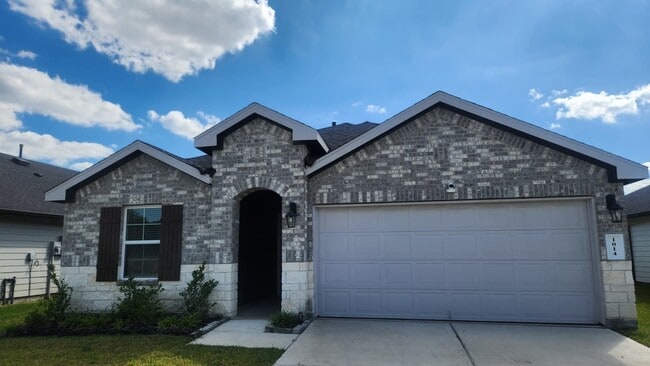 Building Photo - 1014 Sycamore Dr
