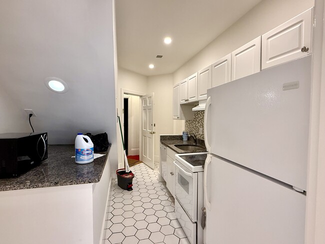 Photo - 104 Appleton St Unit 2A