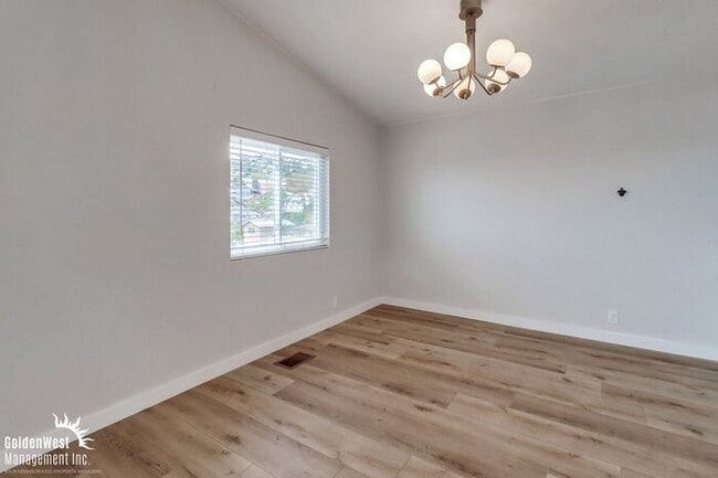 Photo - Relaxing 3Bdm 2Ba Single-Family Home in Sp...