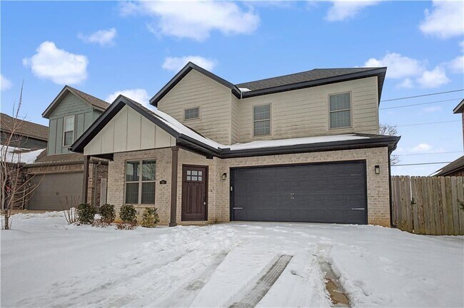 Photo - 3215 SW Hillstone Ave