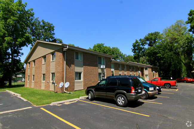 Building Photo - Browns Court Apartments