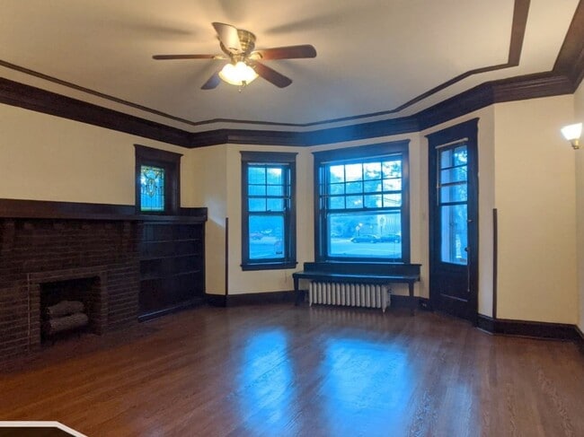 Photo - 2825 W Logan Blvd Unit 1