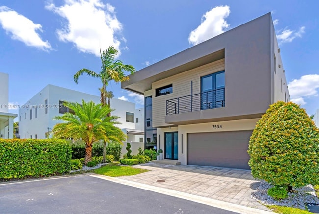 Photo - 7534 NW 98th Ave