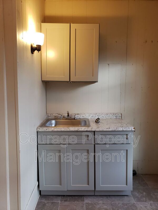 Photo - 164 Boardman St Unit Apt 1