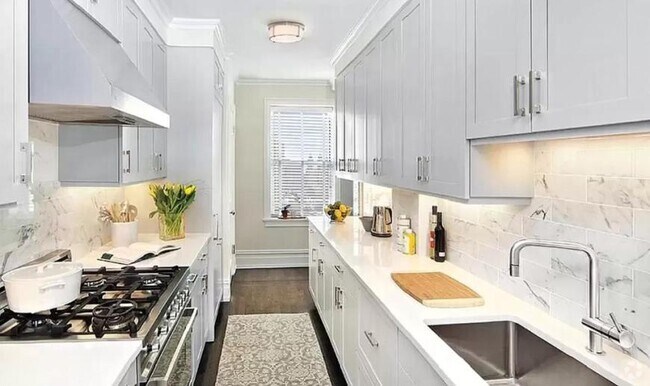 Building Photo - 3 bedroom in NEW YORK NY 10024 Unit 5G Rental