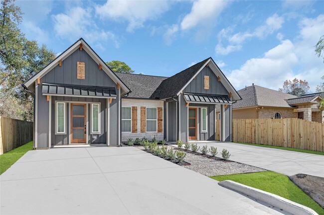 Building Photo - 6510 Bunche Dr Rental