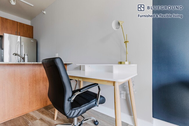 Photo - 505 N State St Unit FL27-ID1093