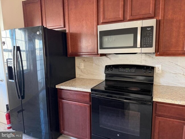 Photo - 122 Ridgemont Dr