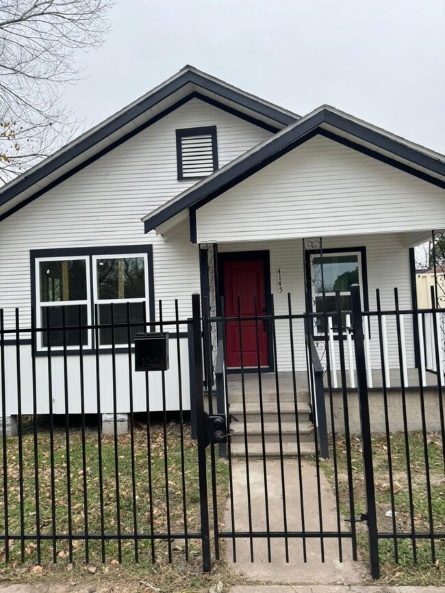 Building Photo - 4145 Conroy St Rental