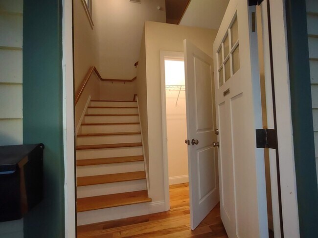 394 Union Ave Unit 4