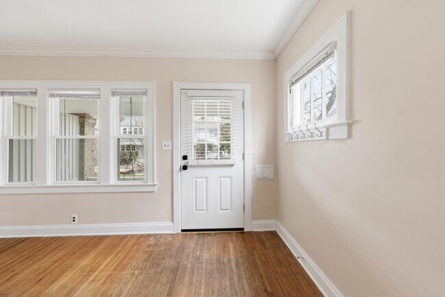 Photo - 2710 Dayton Ave Unit 2712