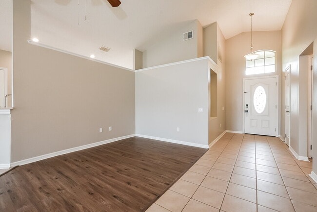 Photo - 8562 Fort Thomas Way