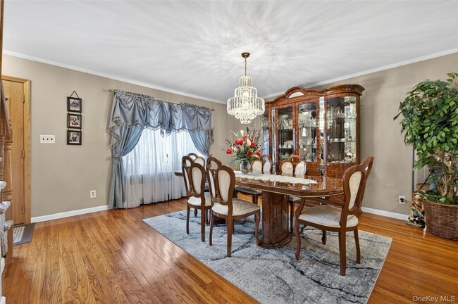 Photo - 112 Wentworth Ave