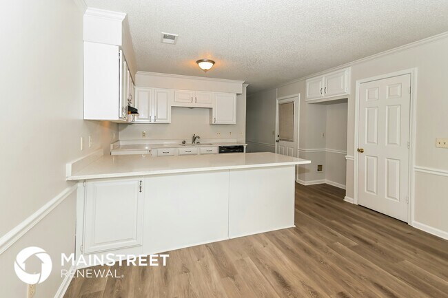 Photo - 7956 Tankerston Dr