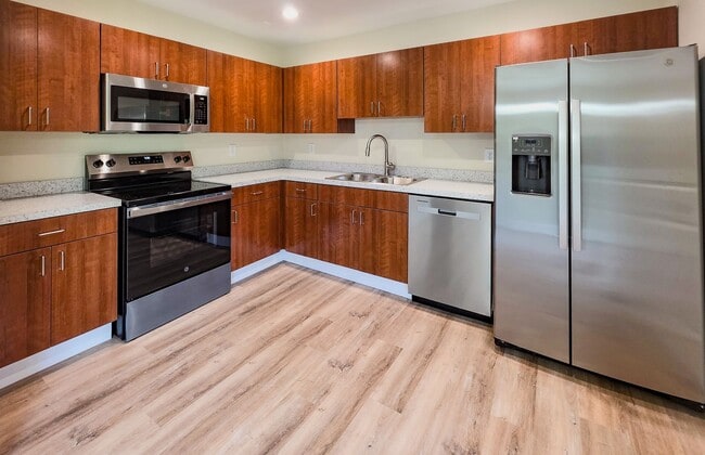 Photo - Knoxville 37921 - Brand New 3 Bedroom, 2 Full Bath Duplex Unit near downtown and Western Avenue -...