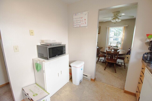 Photo - 2315 30th Ave NW Unidad #A