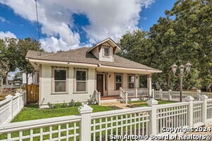 Photo - 515 W Highland Blvd