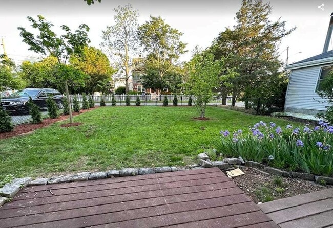 Photo - 341 Shawomet Ave