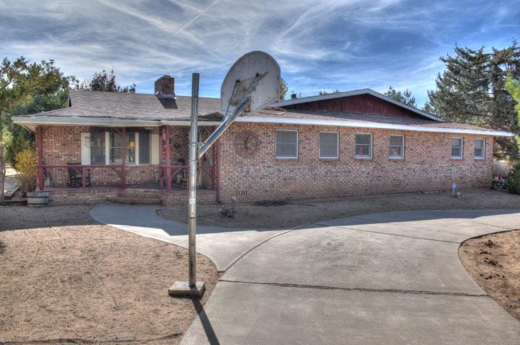 Country Living in the Heart of Carson City - Country Living in the Heart of Carson City