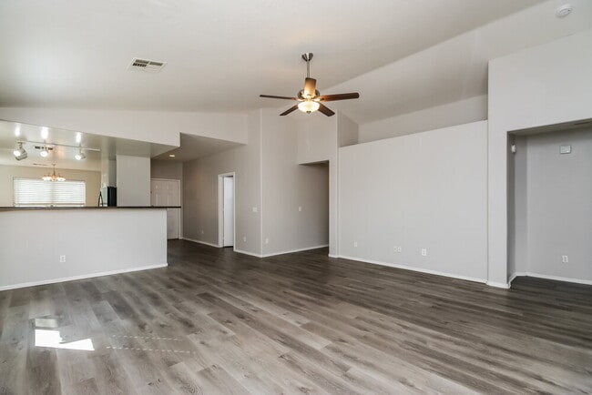 Photo - 13402 W Watson Ln