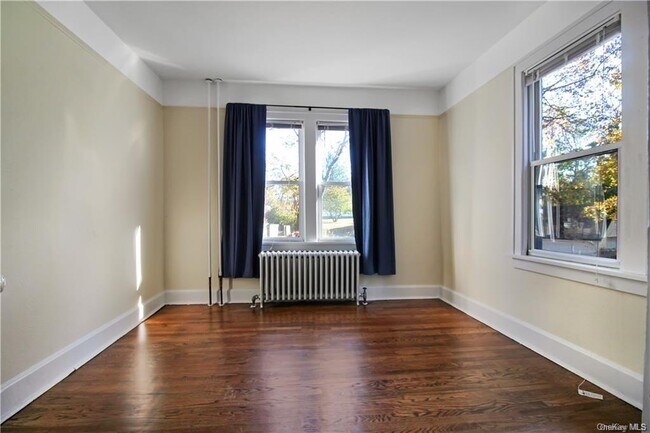 Photo - 10 Coulter Ave