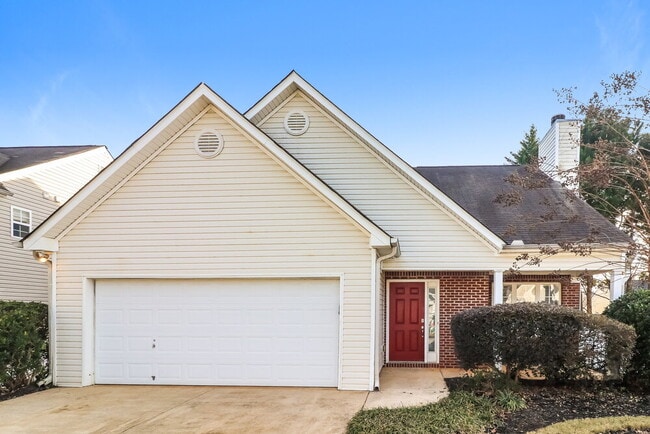 Building Photo - 240 Greystone Cir