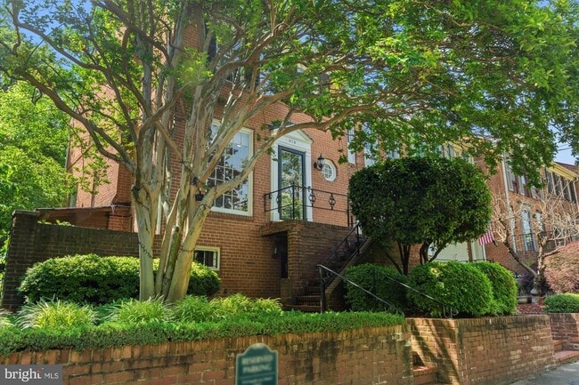 Building Photo - 919 S Lee St Rental