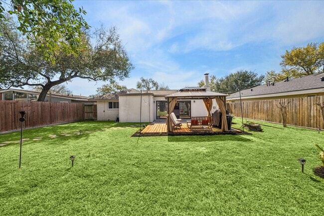 Photo - 5226 Nina Lee Ln