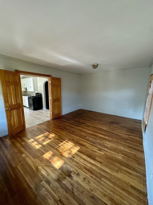 Photo - 810 E 8th St Unit C