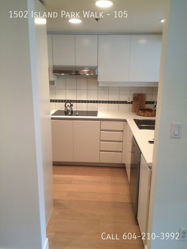 Photo - Furnished 1 Bedroom Suite – Prestigious Island Park Way Unit 105