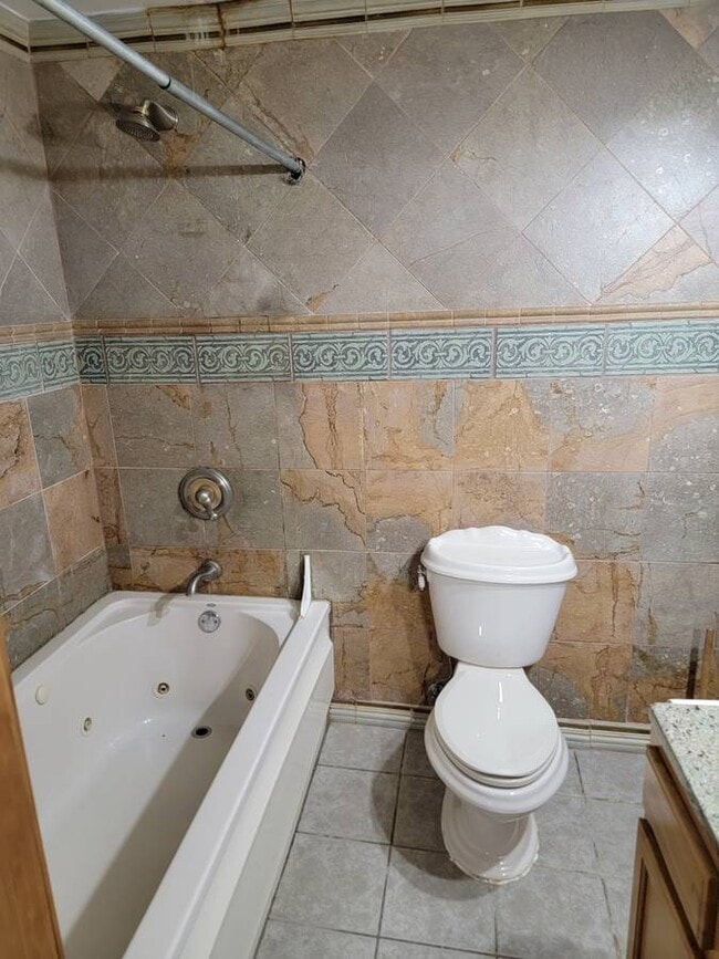 Photo - 1032 D St NE Unit 1B