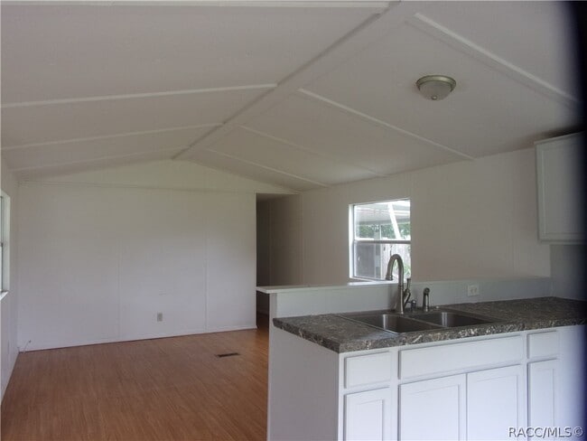 Building Photo - 5185 E Old Stump Ct