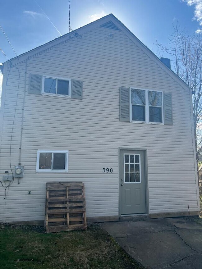 Photo - 390 Mercer Rd Apartment Unit 390 Mercer St