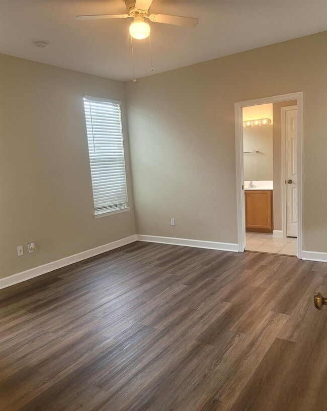Building Photo - 4105 Raleigh Way Rental