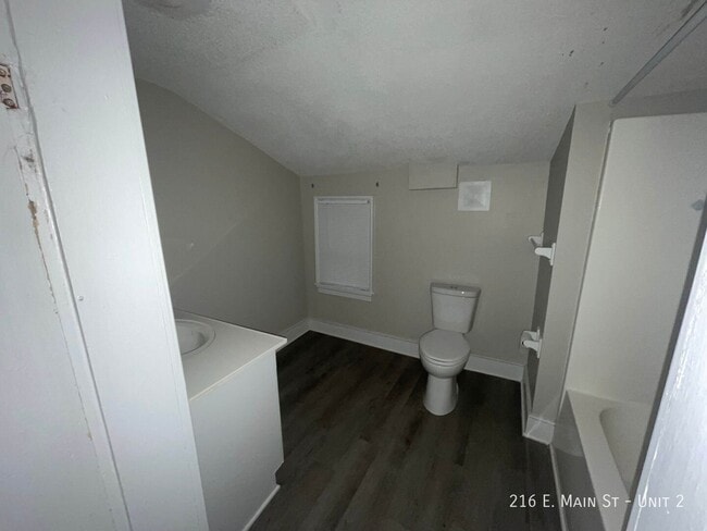 Photo - 216 E Main St Unit 2