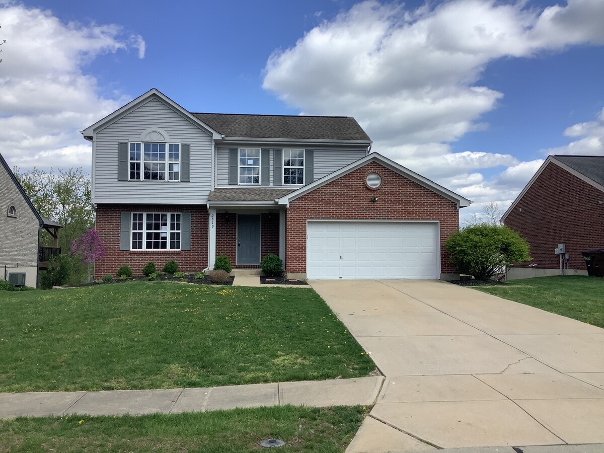 Photo - 2819 Coachlight Ln