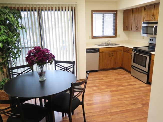 Photo - Willow Springs