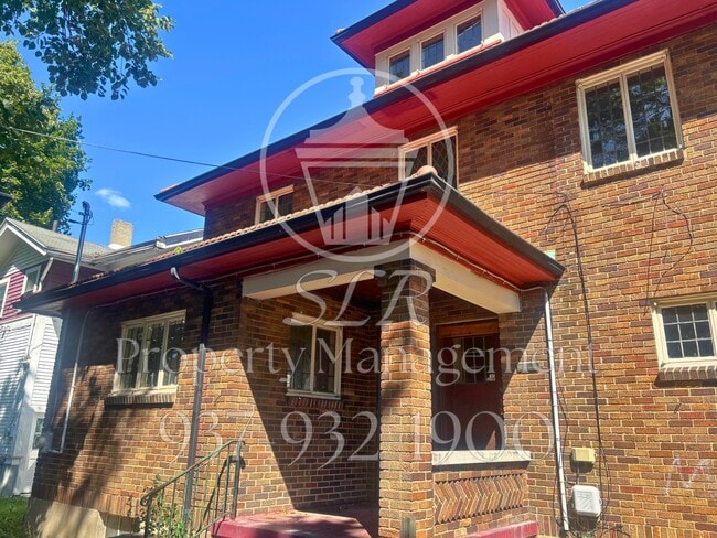 901 Old Orchard Ave