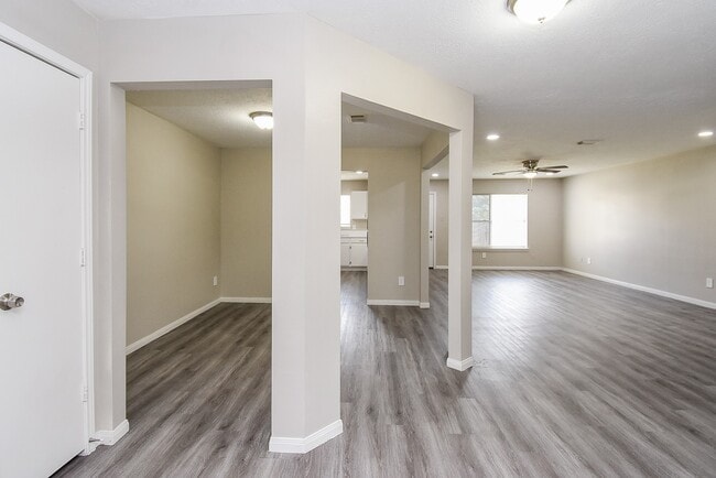 Photo - 12727 Rockford Dr Casa