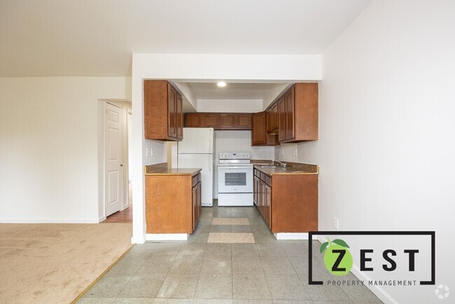 Building Photo - 16217 Greenfield Rd Unit #3 Rental