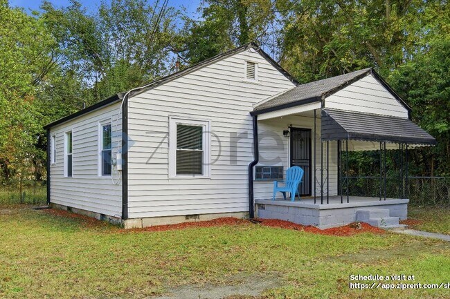 Photo - 684 Central Ave