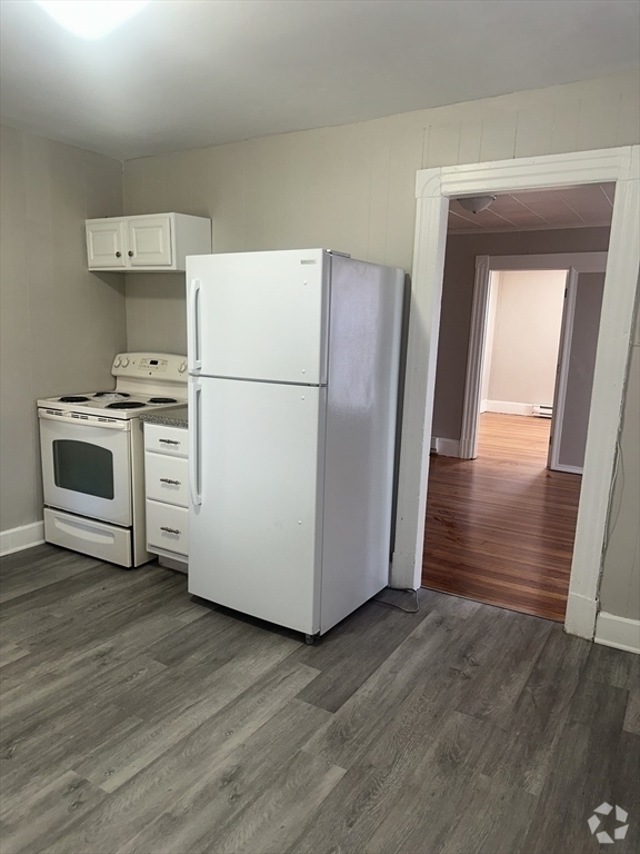 Building Photo - 12 Leary Ave Unit 1L Rental