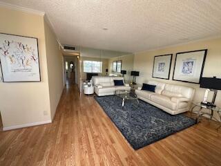 Photo - 313 Normandy Ln
