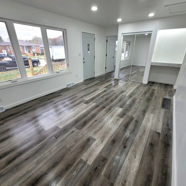 Photo - 1125 Dallas St