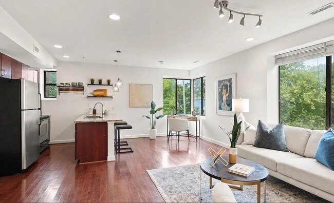Photo - 5401 9th St NW Unit 201