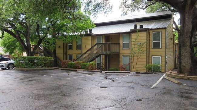 Photo - 1000 W 26th St Unit 217