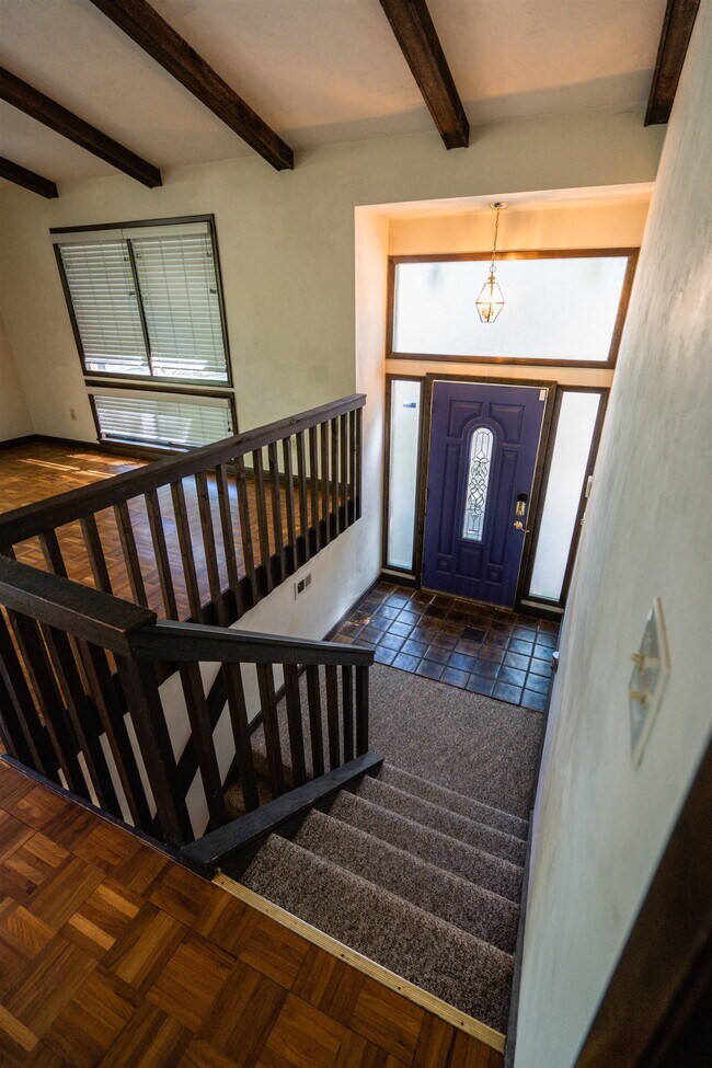 Photo - 3322 Robinhood Rd