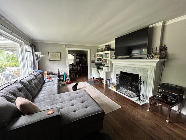 Photo - 319 Clarendon Dr