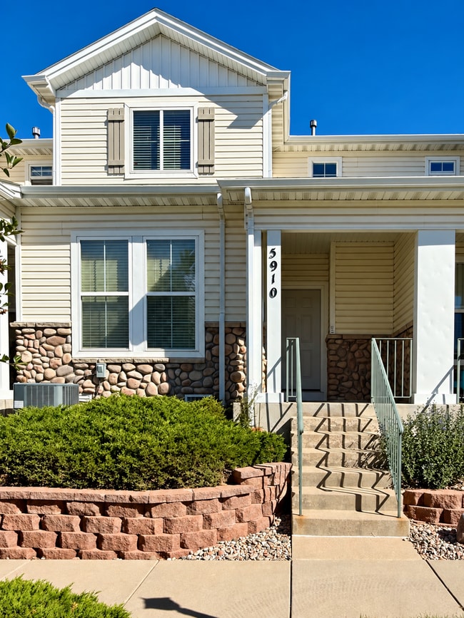 Building Photo - 5910 Chorus Heights